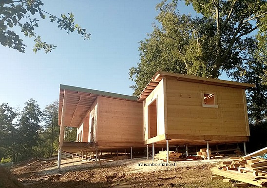 maison bois massif moderne
